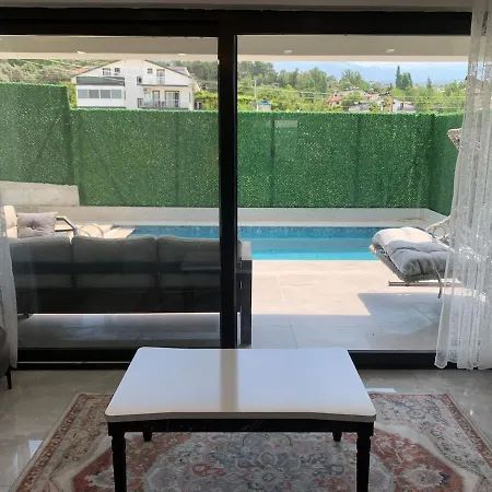 Villa Efe *