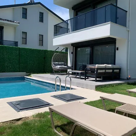 Efe Villa Seydiler